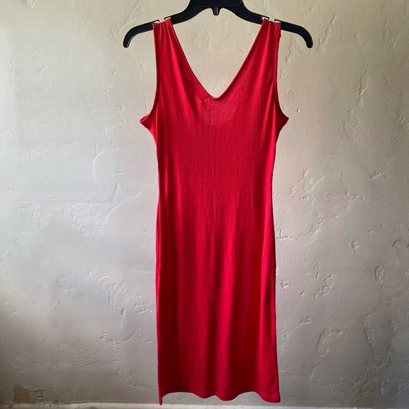 Ribbed Red Faux Button Down Dress - Picture 3 of 3